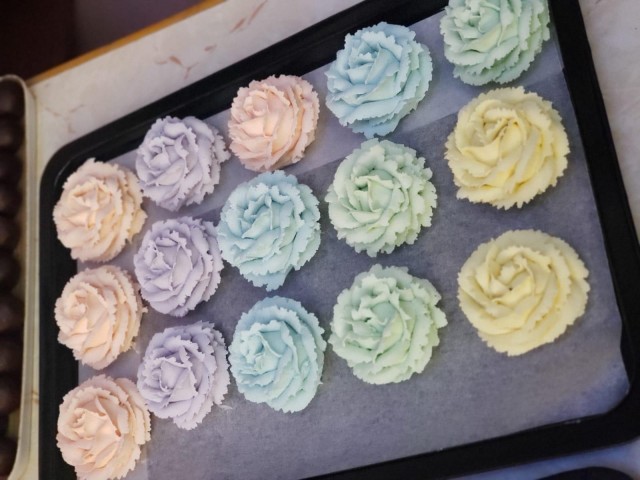 派發散水餅與升職餅的意義